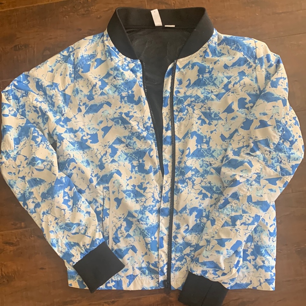 Sporty bomber